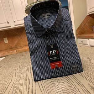 Van Huesen Men’s Shirt